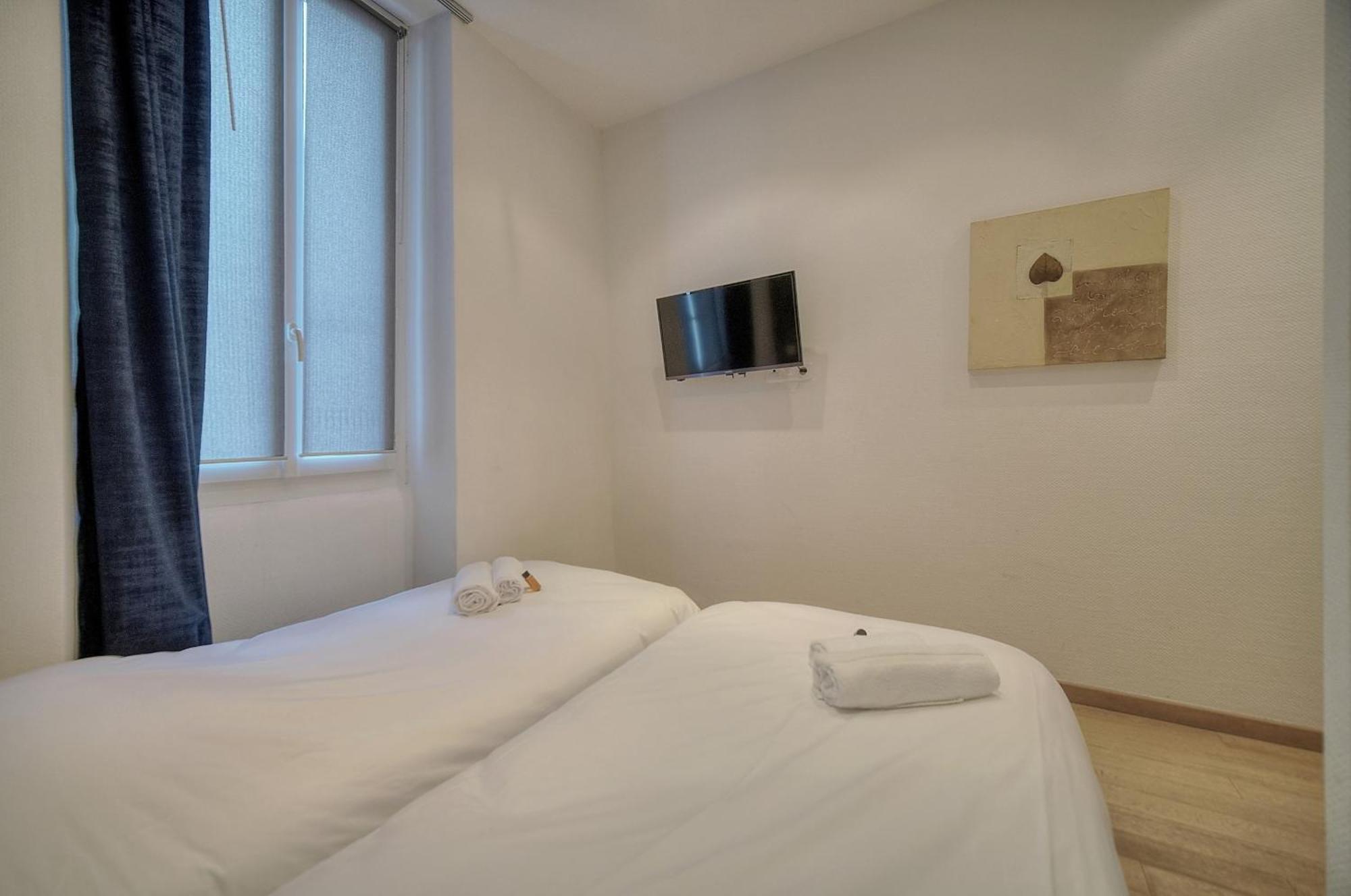 Moderne 3 Pieces Idealement Situe Centre De Cannes L! A2B22 Bagian luar foto