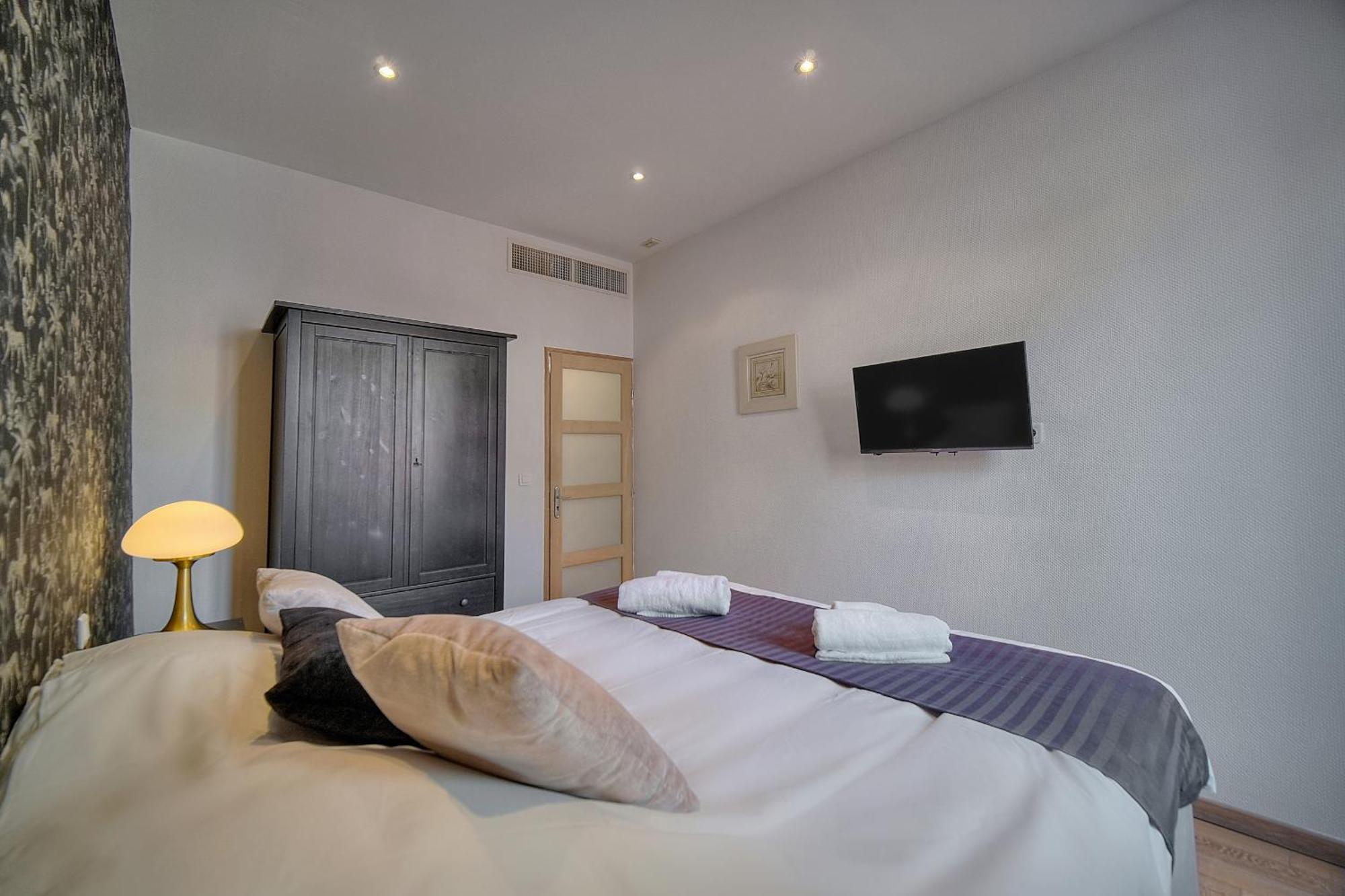Moderne 3 Pieces Idealement Situe Centre De Cannes L! A2B22 Bagian luar foto